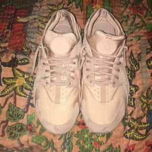 Blush/Rose gold Nike Air Hurache tennis shoes